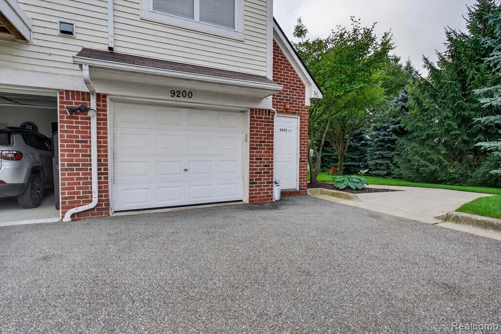 9200 Scenic Way Oxford Charter Township, MI 48371