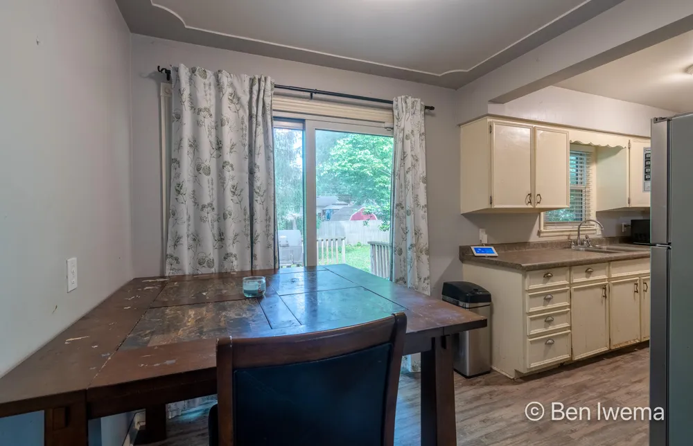 4623 Grantwood Avenue SE Kentwood City, MI 49508