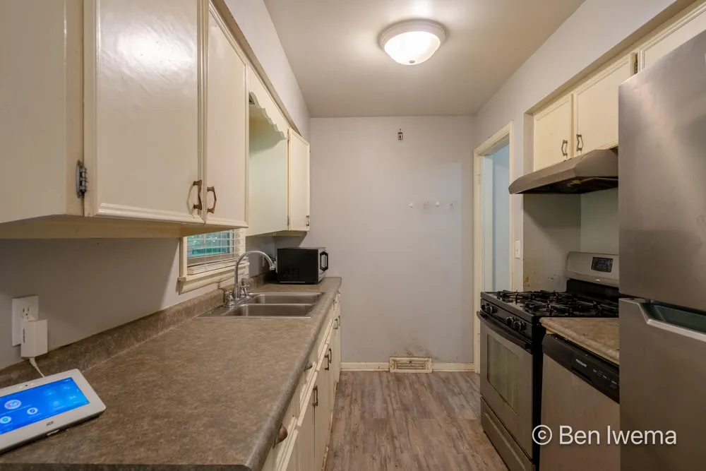 4623 Grantwood Avenue SE Kentwood City, MI 49508