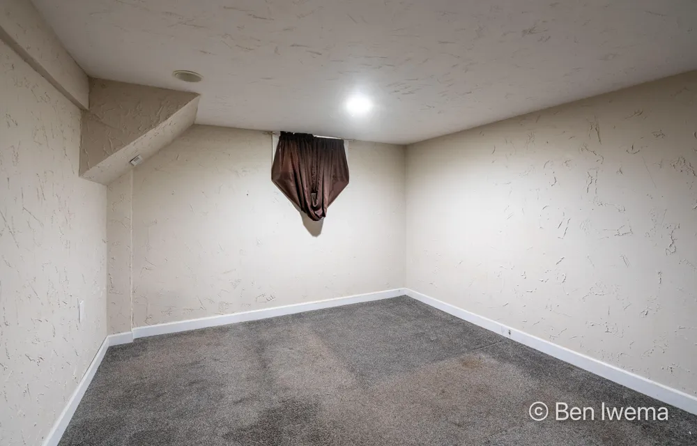 4623 Grantwood Avenue SE Kentwood City, MI 49508