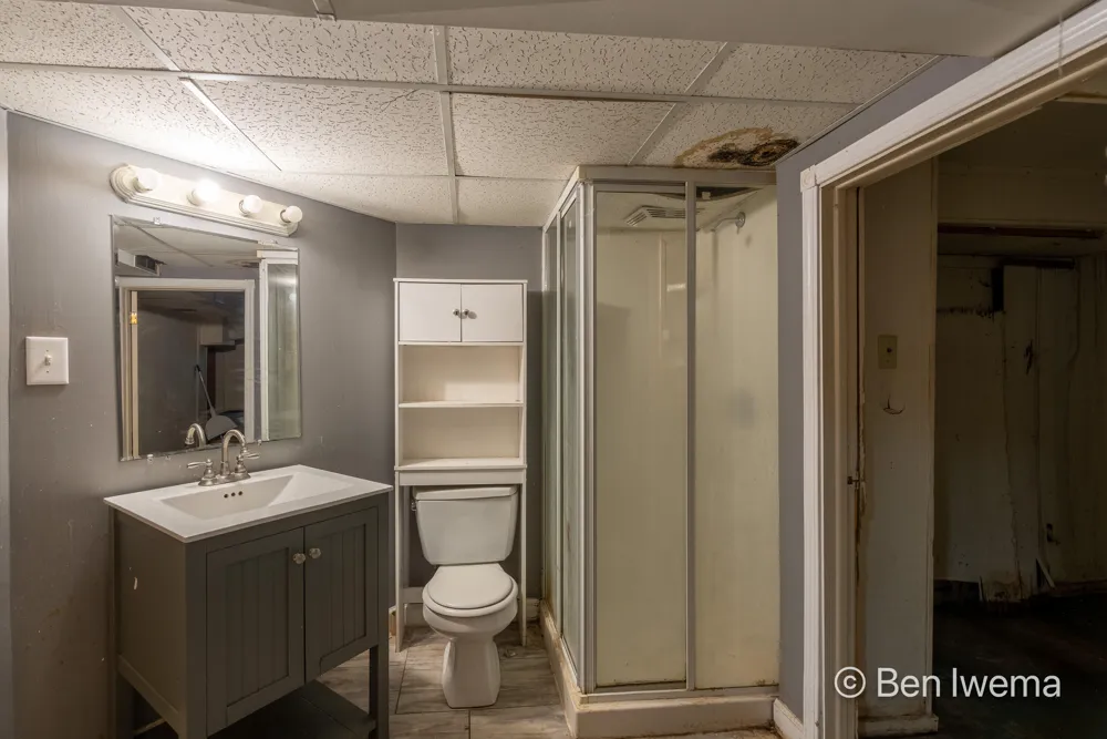 4623 Grantwood Avenue SE Kentwood City, MI 49508