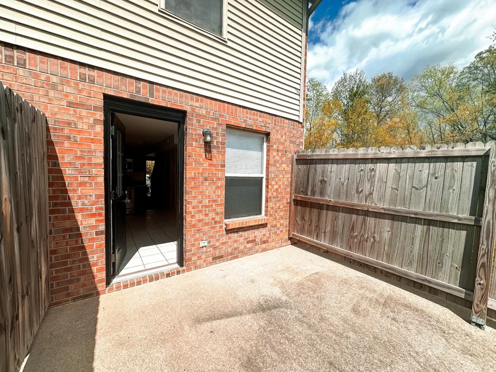112 Coyote Ct #6 Clarksville, TN 37043