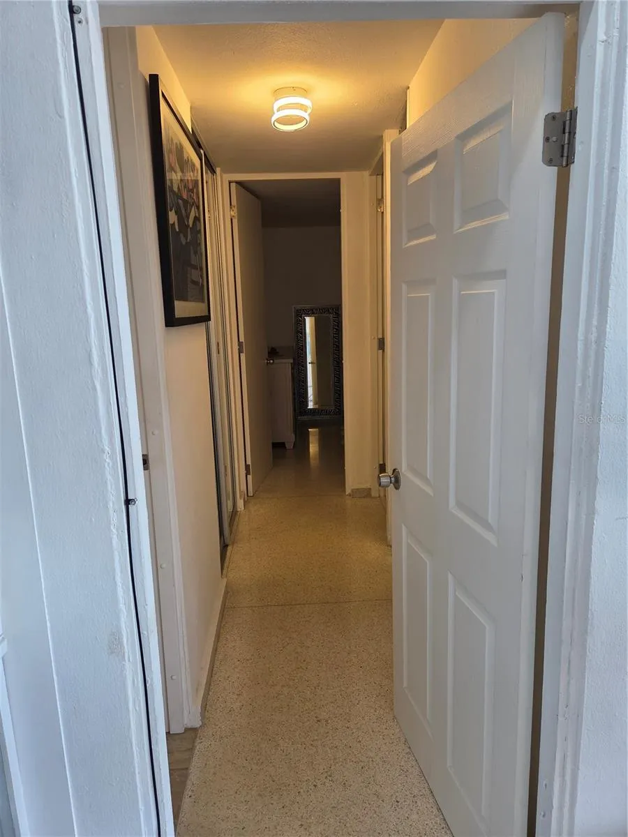 4429 AV. ISLA VERDE Carolina, PR 00979