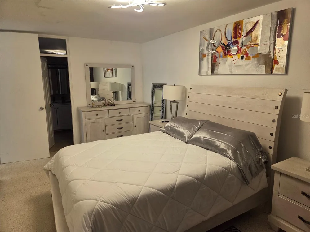 4429 AV. ISLA VERDE Carolina, PR 00979