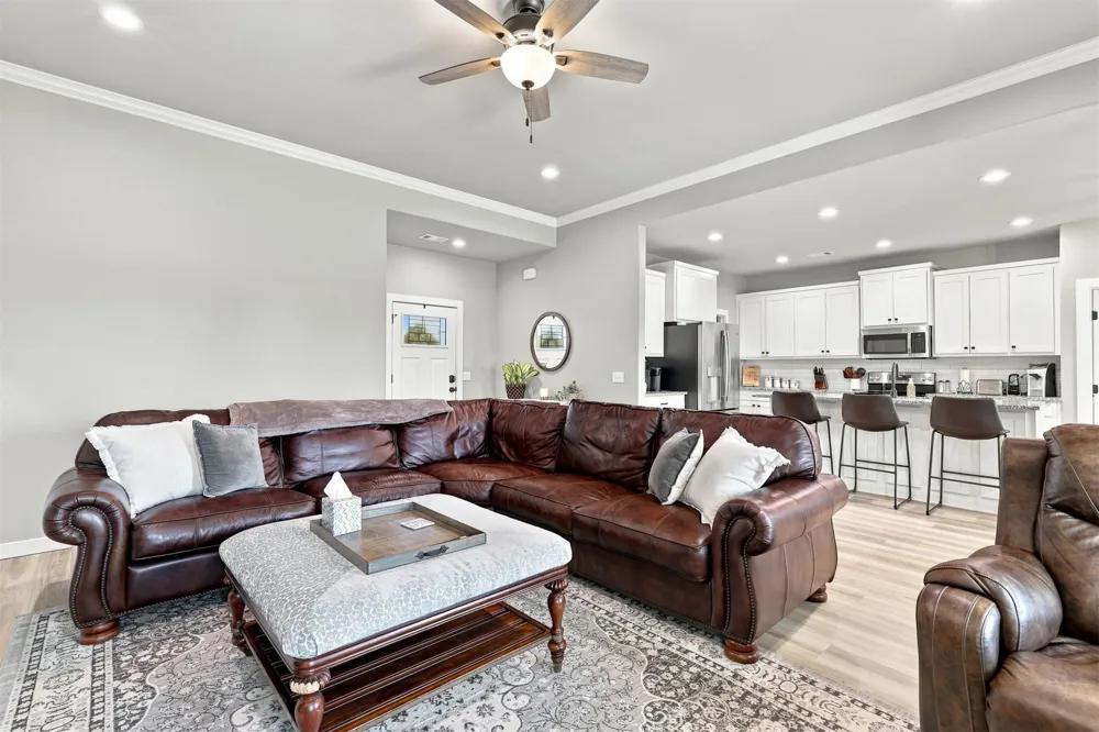 171 Bull Run Calera, OK 74730