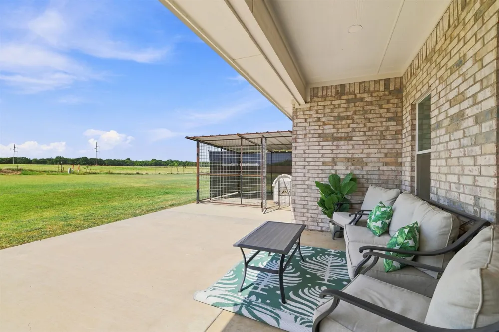 171 Bull Run Calera, OK 74730
