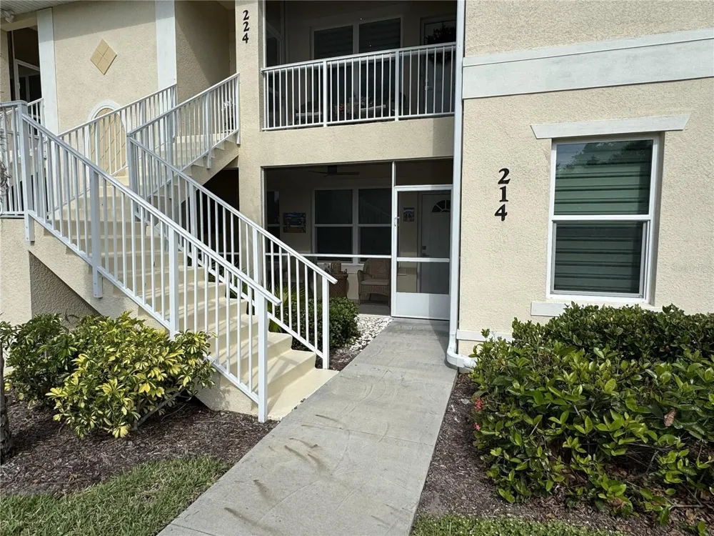 200 GARDENS EDGE DRIVE #214 Venice, FL 34285