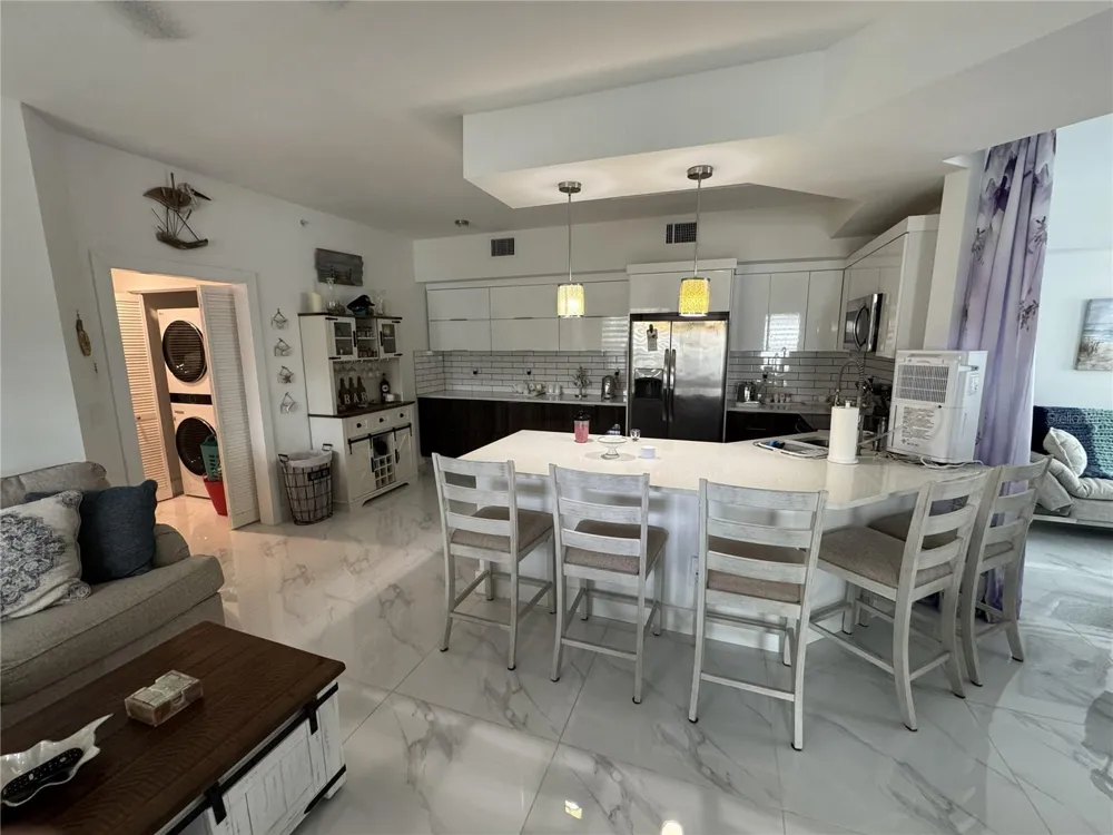 200 GARDENS EDGE DRIVE #214 Venice, FL 34285