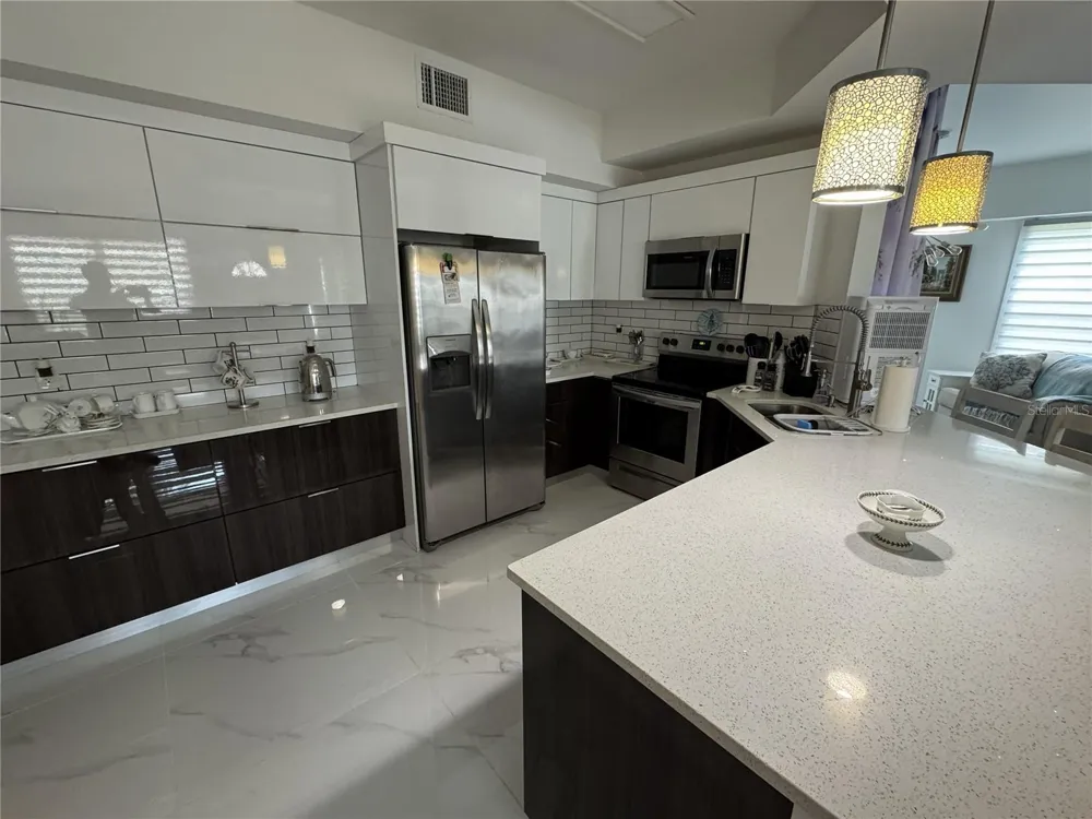 200 GARDENS EDGE DRIVE #214 Venice, FL 34285