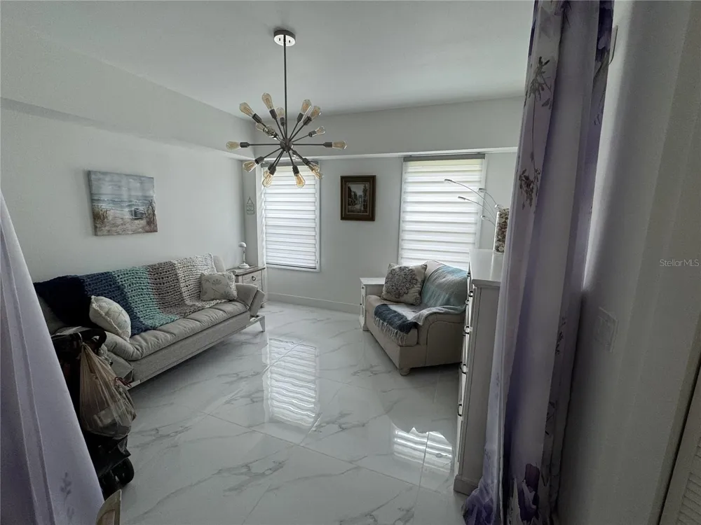 200 GARDENS EDGE DRIVE #214 Venice, FL 34285