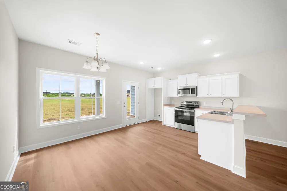 140 Landmark CIR Statesboro, GA 30458