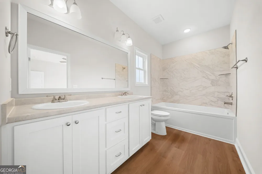 140 Landmark CIR Statesboro, GA 30458