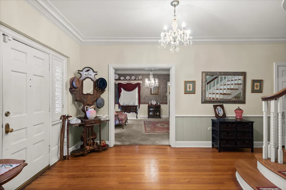 321 S Mary Wills Point, TX 75169