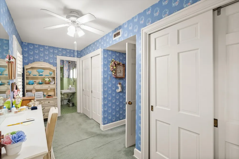 321 S Mary Wills Point, TX 75169