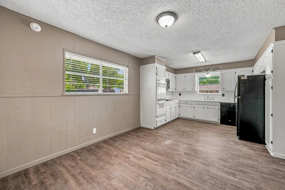 905 Meadowlark Lane Stephenville, TX 76401