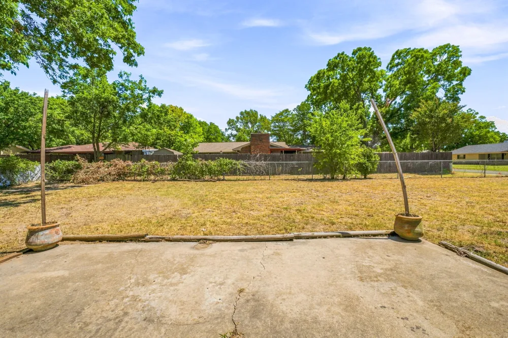 905 Meadowlark Lane Stephenville, TX 76401