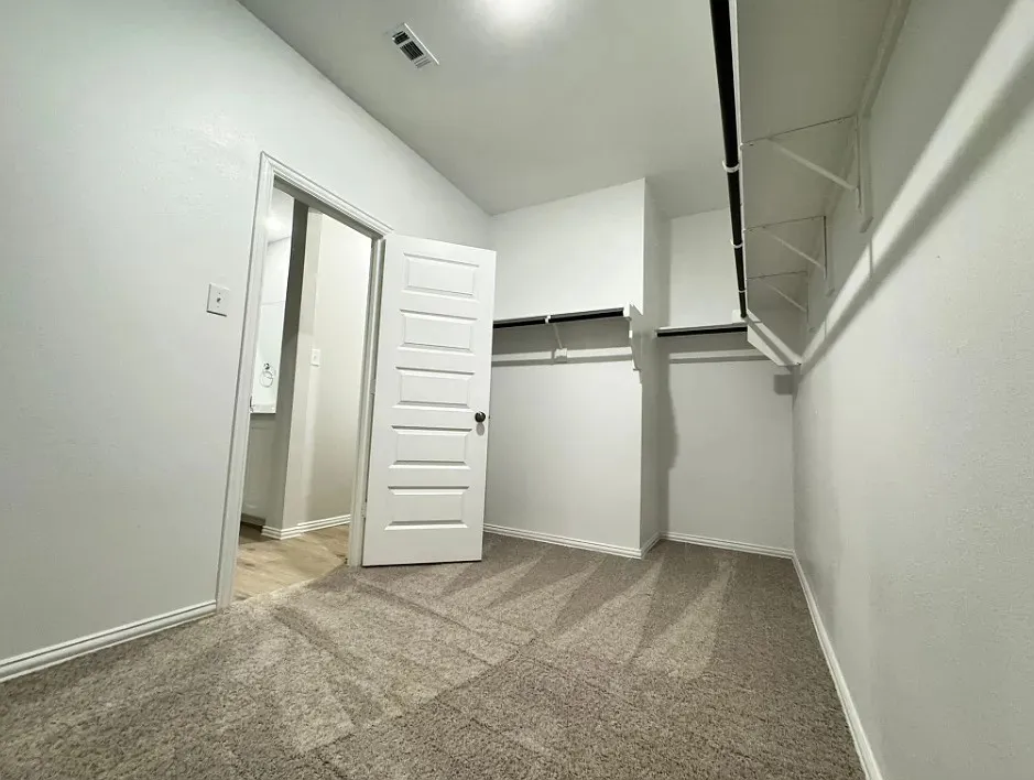 3300 Kingdom Drive Denton, TX 76208