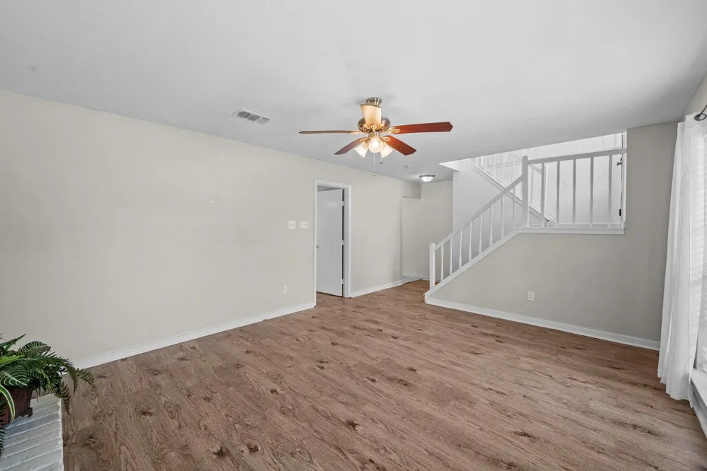 16723 Running Quail Court Houston, TX 77489