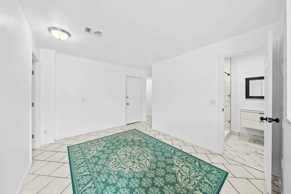 16723 Running Quail Court Houston, TX 77489