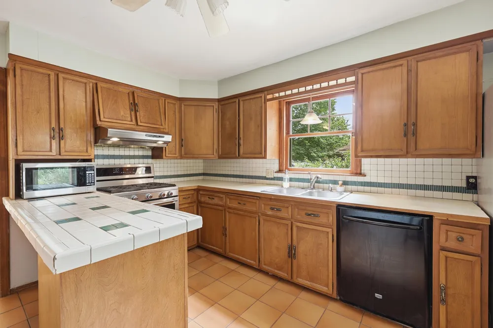 3620 47th Street Hamilton, MI 49419