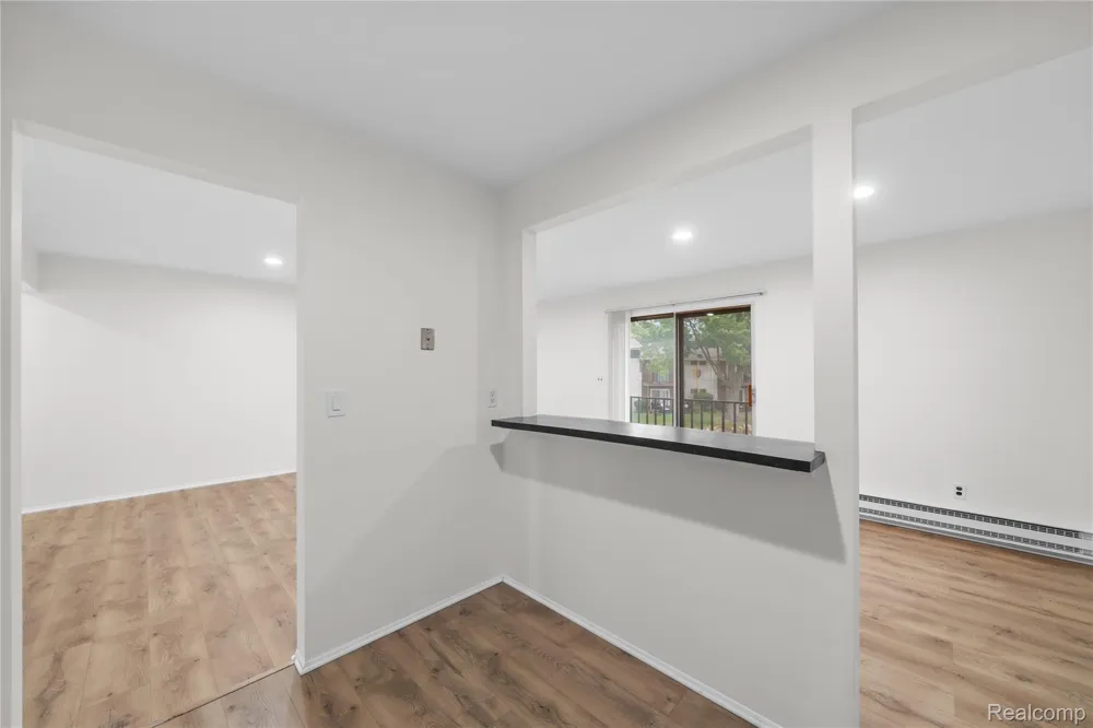 7355 Woodview Street #4 Westland City, MI 48185
