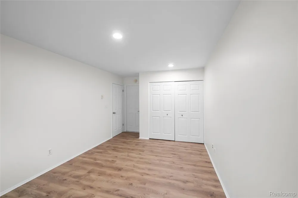 7355 Woodview Street #4 Westland City, MI 48185