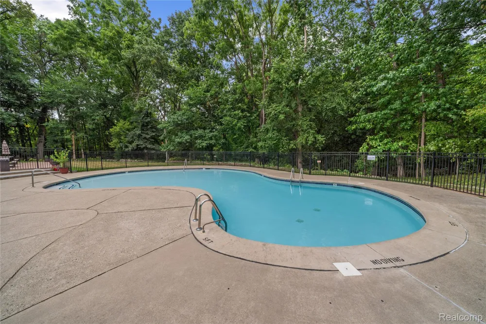 7355 Woodview Street #4 Westland City, MI 48185