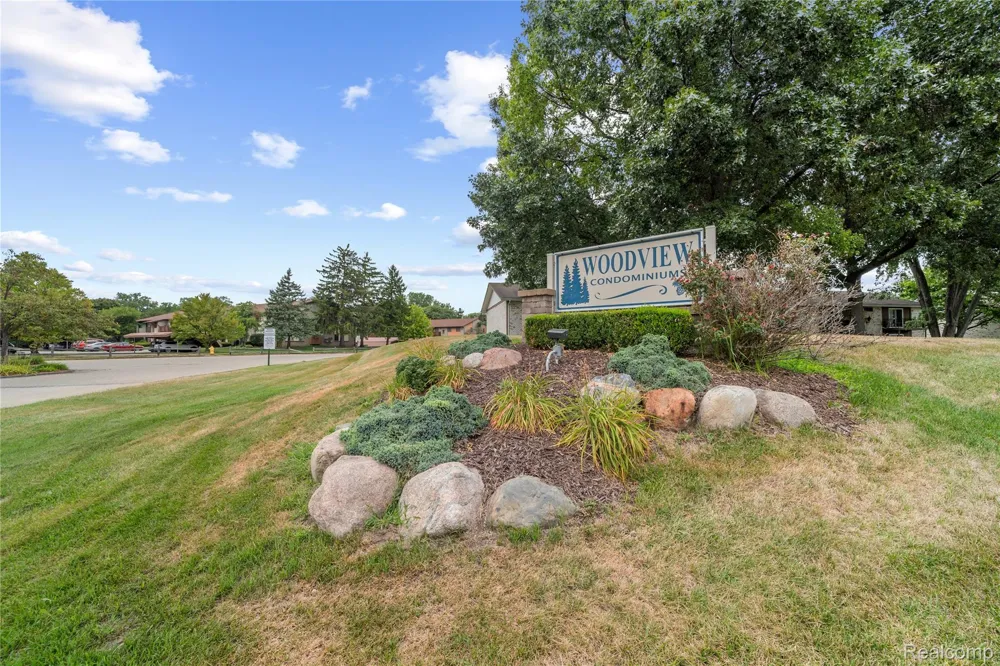7355 Woodview Street #4 Westland City, MI 48185