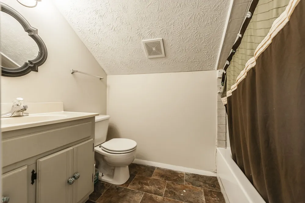 477 Brattontown Cir Lafayette, TN 37083