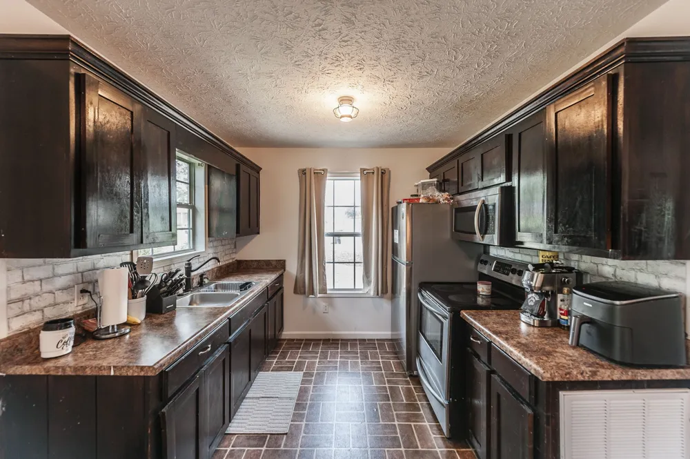 477 Brattontown Cir Lafayette, TN 37083
