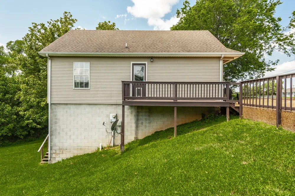 477 Brattontown Cir Lafayette, TN 37083