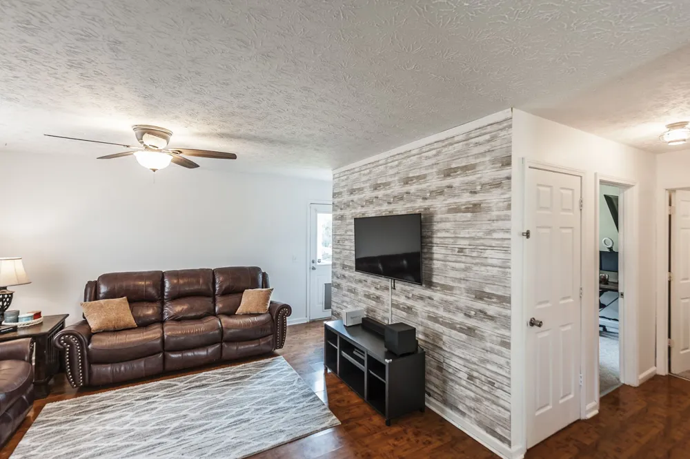 477 Brattontown Cir Lafayette, TN 37083