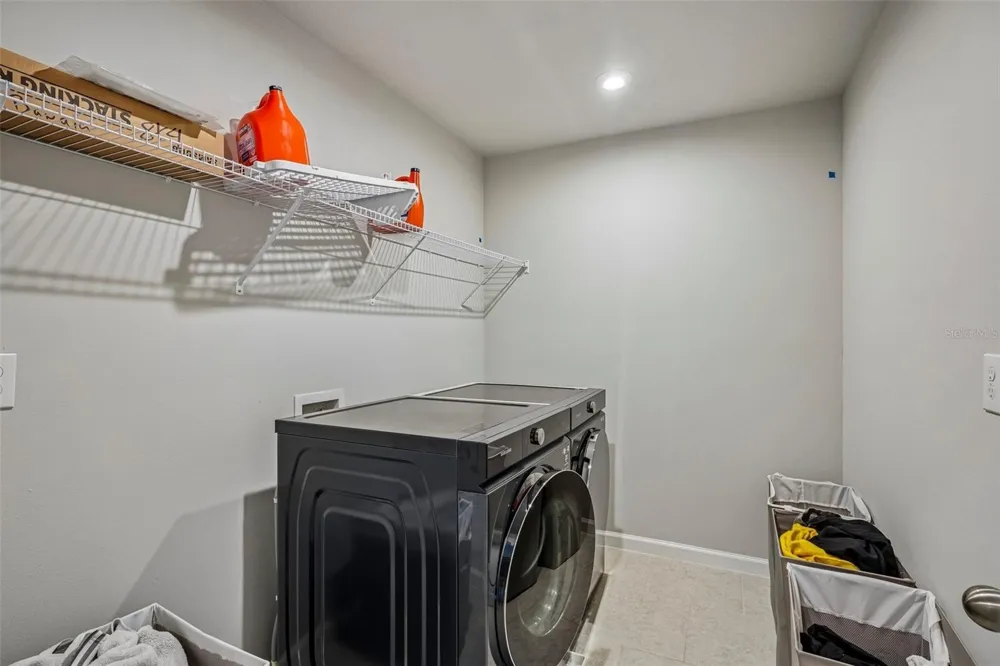 19405 MONARCH WIND WAY Lutz, FL 33558