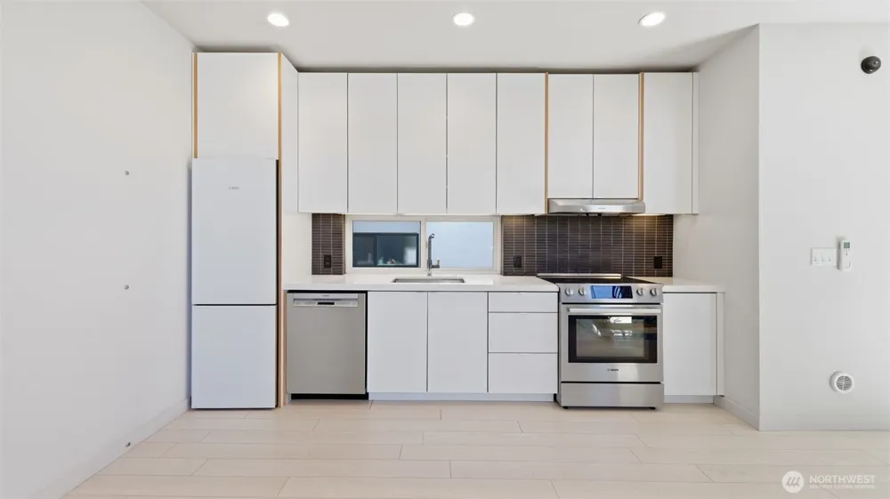 710 14th Avenue #C Seattle, WA 98122