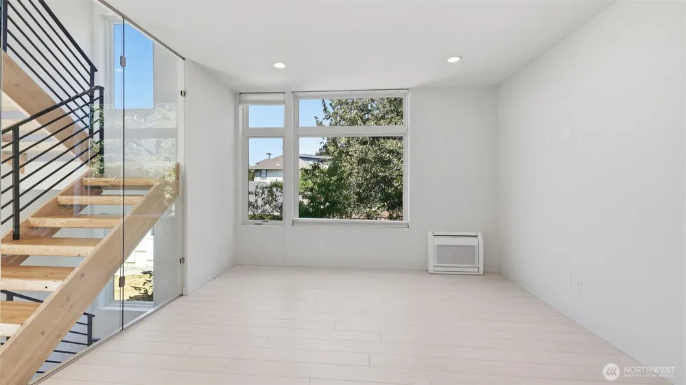 710 14th Avenue #C Seattle, WA 98122