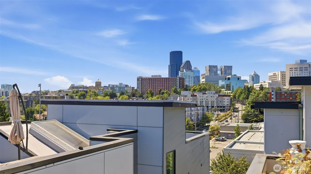 710 14th Avenue #C Seattle, WA 98122