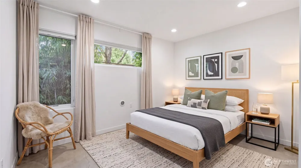 710 14th Avenue #C Seattle, WA 98122