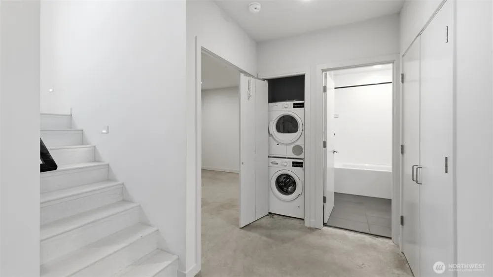 710 14th Avenue #C Seattle, WA 98122