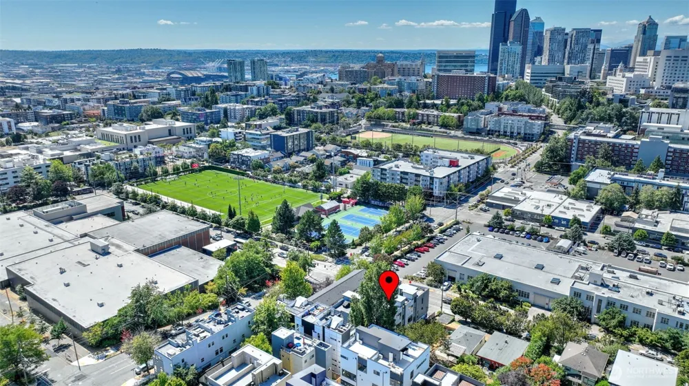 710 14th Avenue #C Seattle, WA 98122