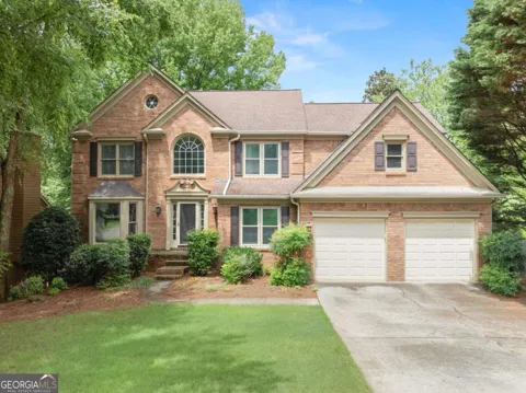 415 Fairford LN