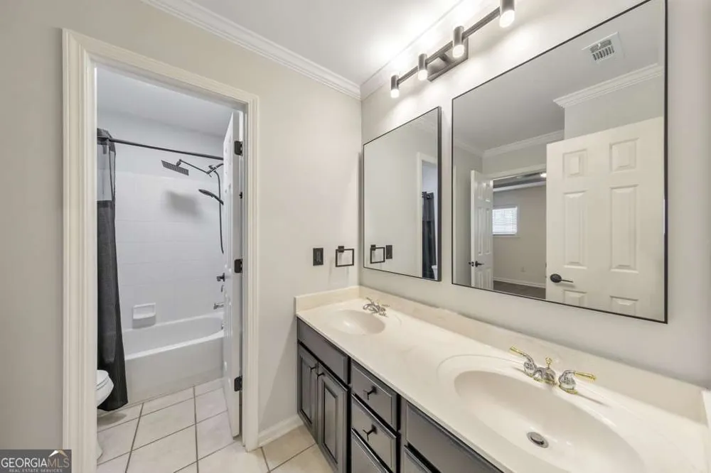 4246 Galilee DR NE Kennesaw, GA 30144