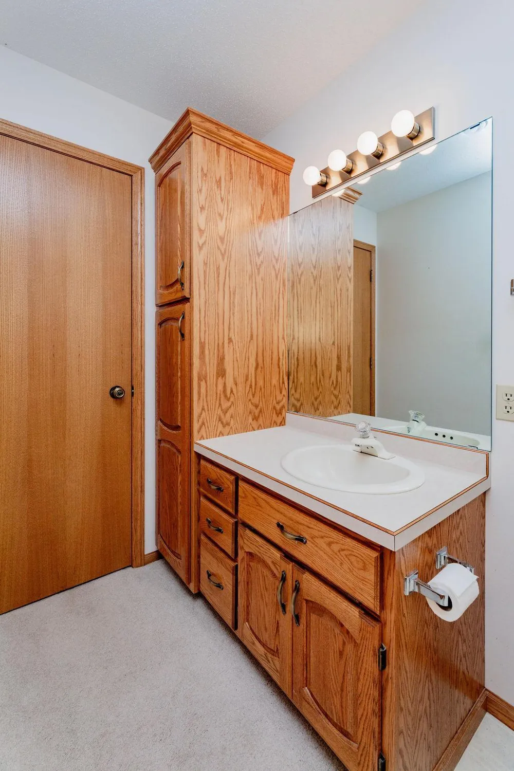 202 Fairway Drive Casselton, ND 58012