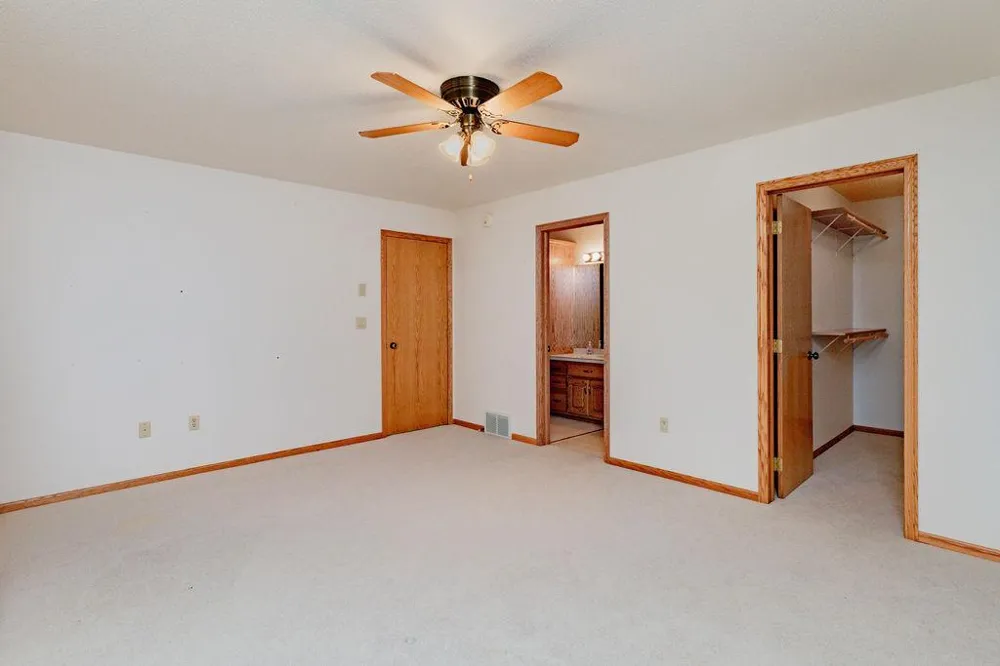 202 Fairway Drive Casselton, ND 58012