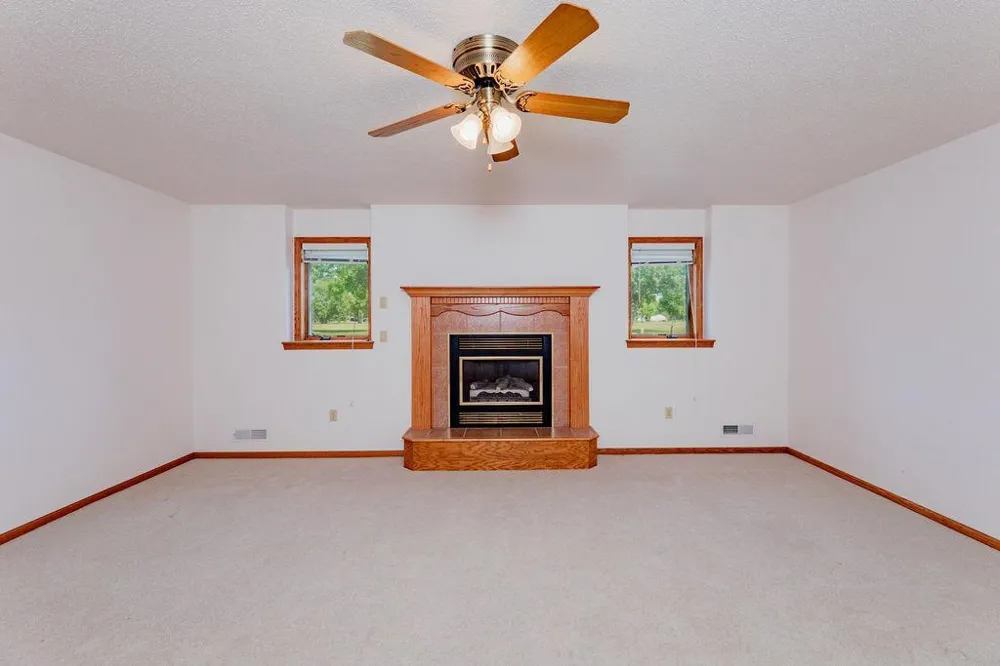 202 Fairway Drive Casselton, ND 58012