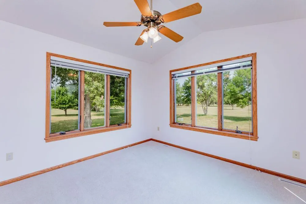 202 Fairway Drive Casselton, ND 58012
