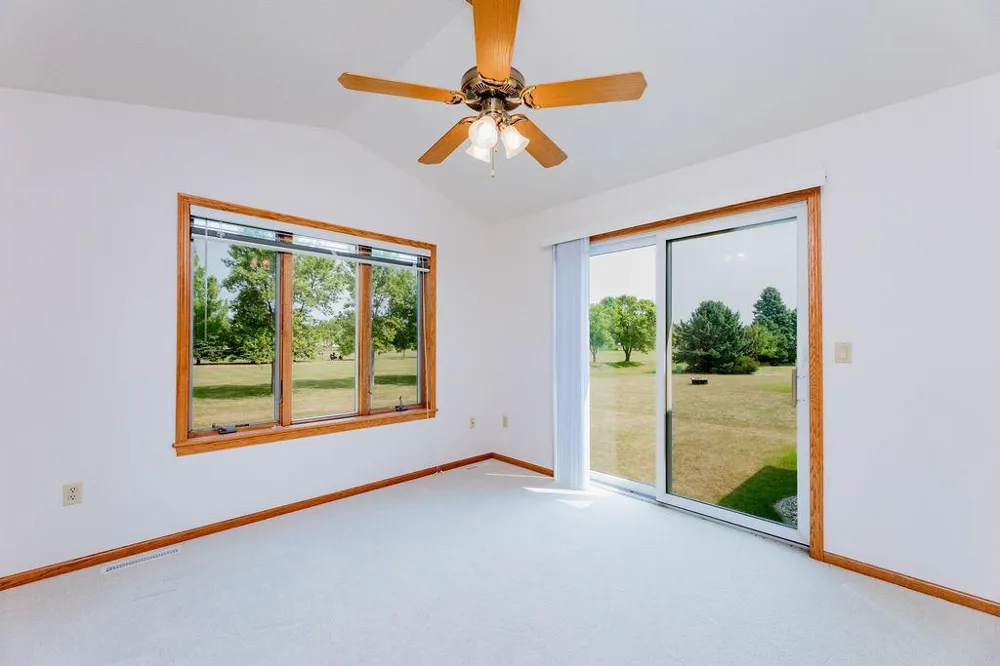 202 Fairway Drive Casselton, ND 58012