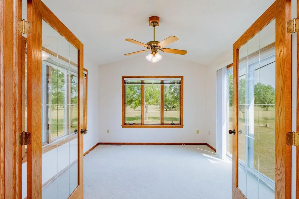202 Fairway Drive Casselton, ND 58012