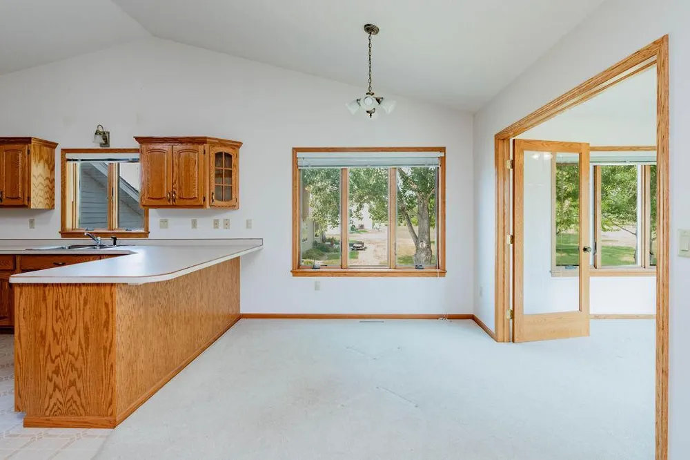 202 Fairway Drive Casselton, ND 58012