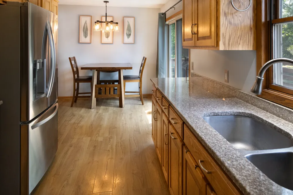 503 Chan View Chanhassen, MN 55317