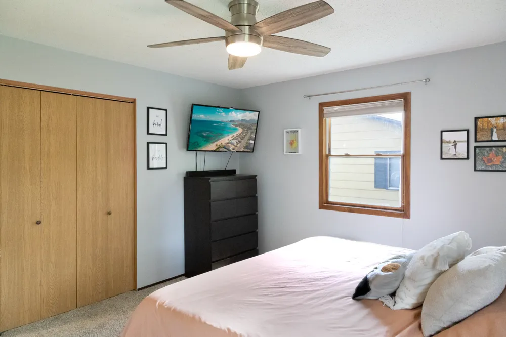 503 Chan View Chanhassen, MN 55317